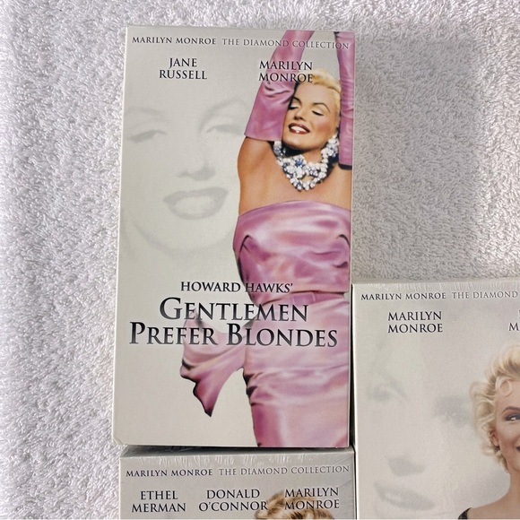 Vintage Marilyn Monroe Classic Movie Collection VHS - Picture 11 of 16